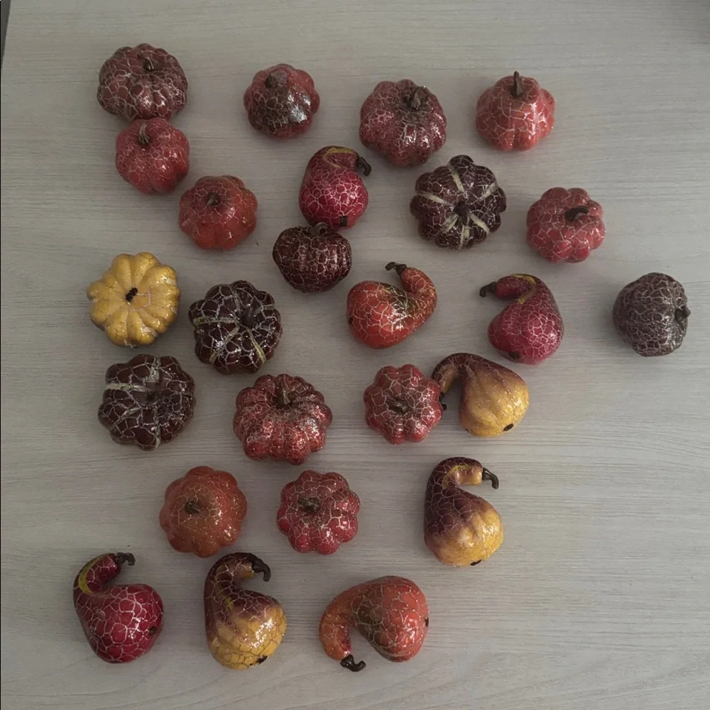 Decorative Assorted Faux Sparkly Gourds - 25 pieces EUC